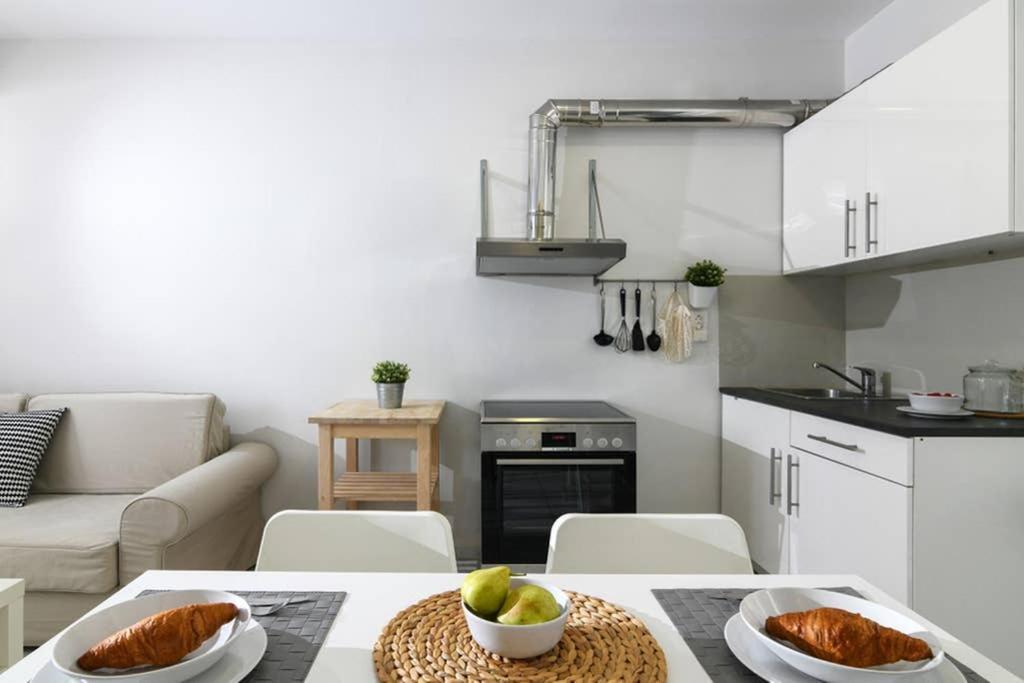 Stylish Apartment By City Center B Ираклио Екстериор снимка